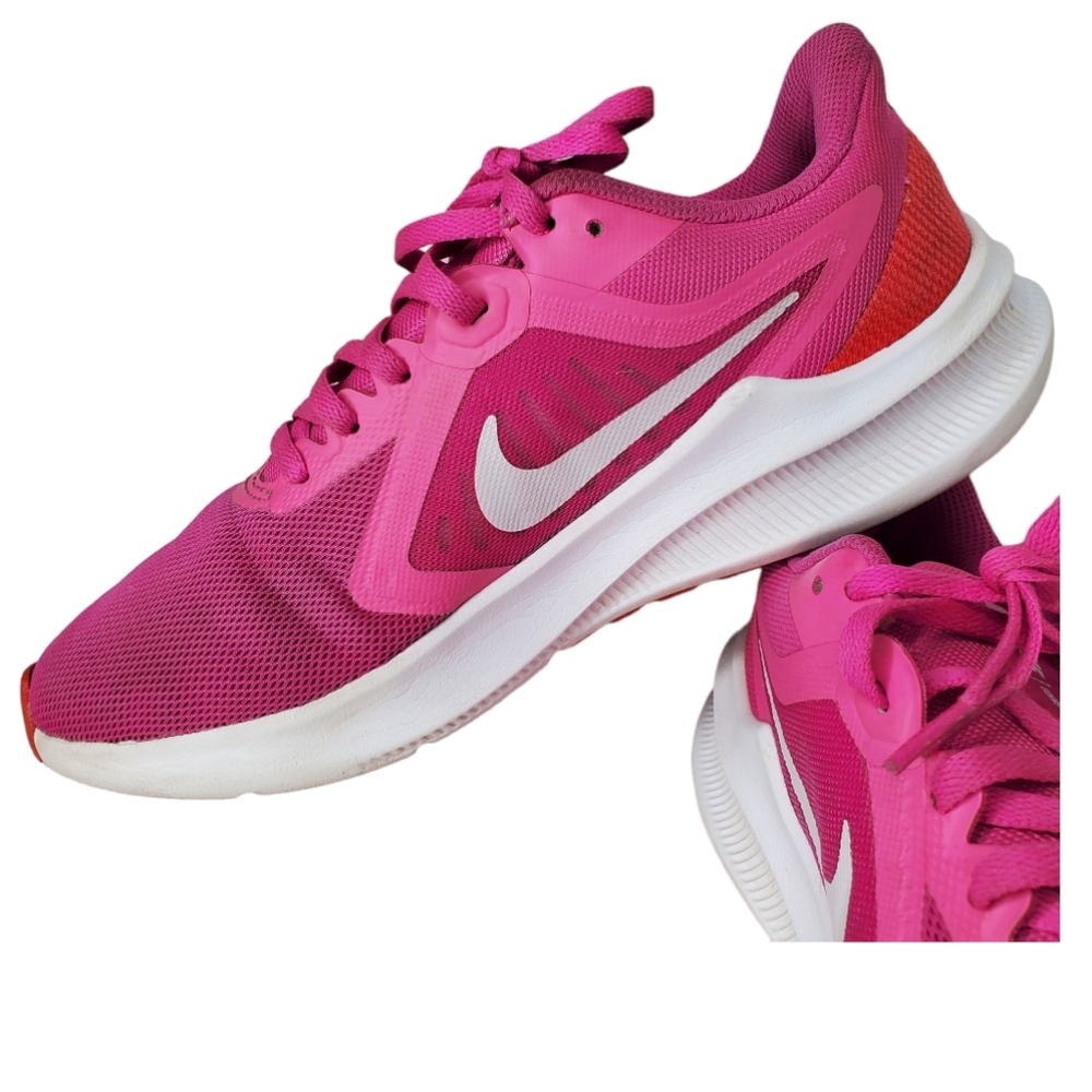 Nike Downshifter 10 Fire Pink Running sneaker shoes Size 7.5